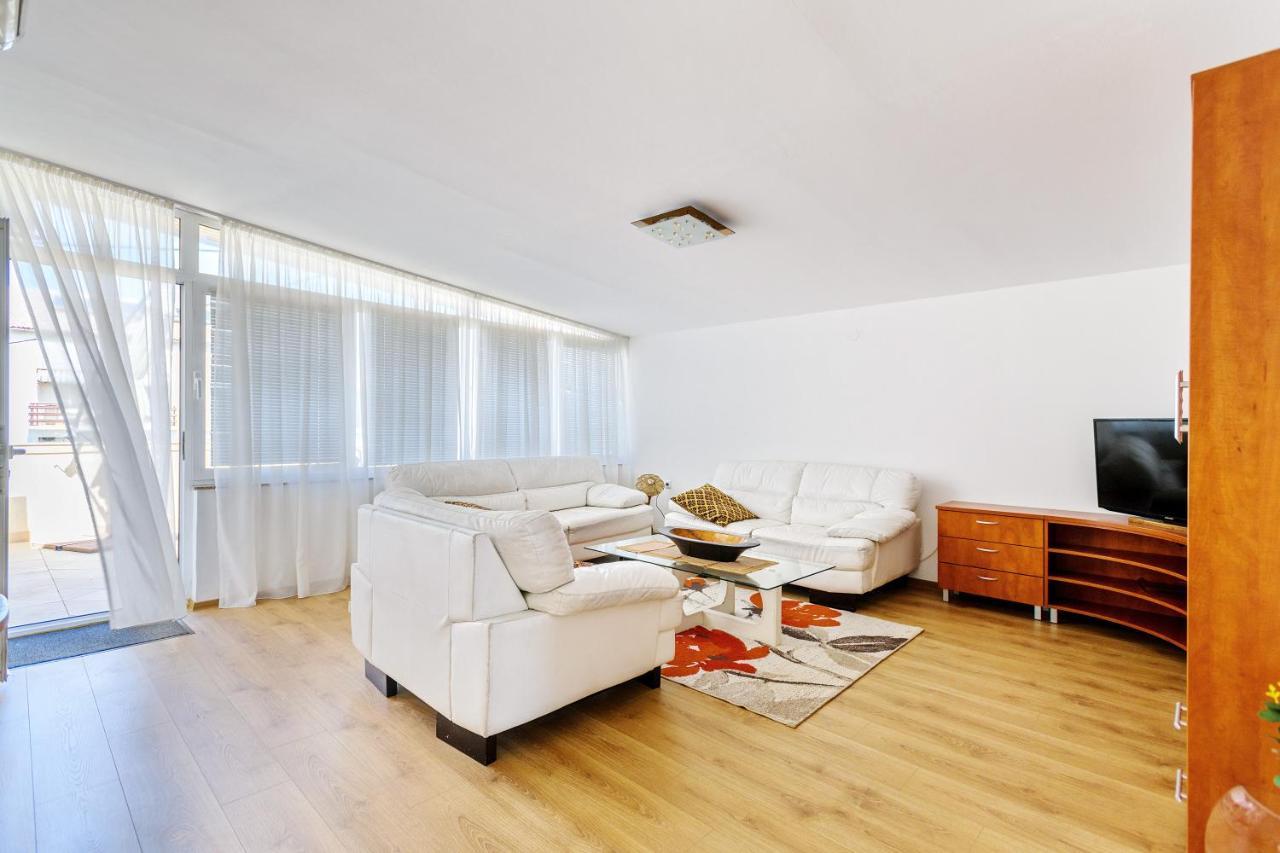 Comfort Holiday Apartment Zadar - With Parking And Balcony Exterior photo
