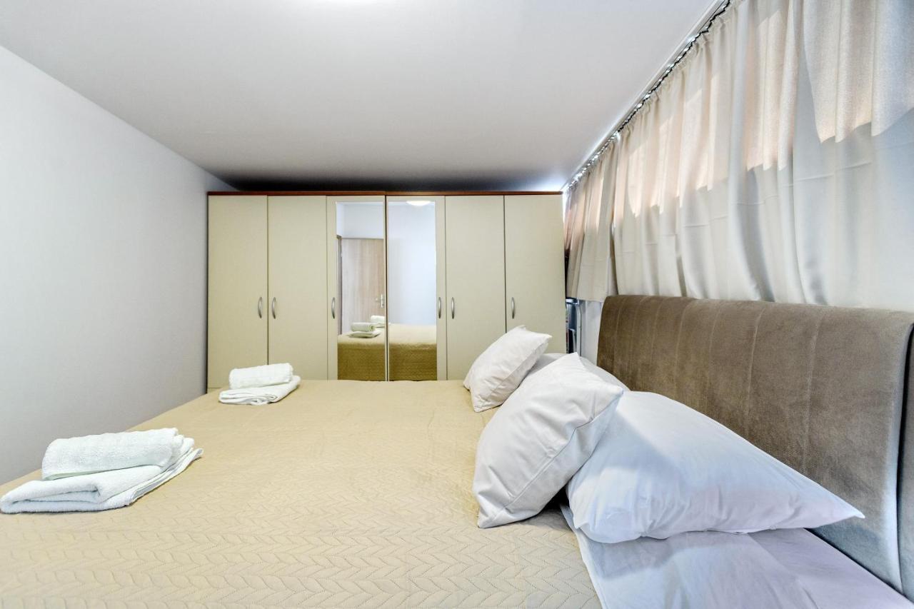 Comfort Holiday Apartment Zadar - With Parking And Balcony Exterior photo
